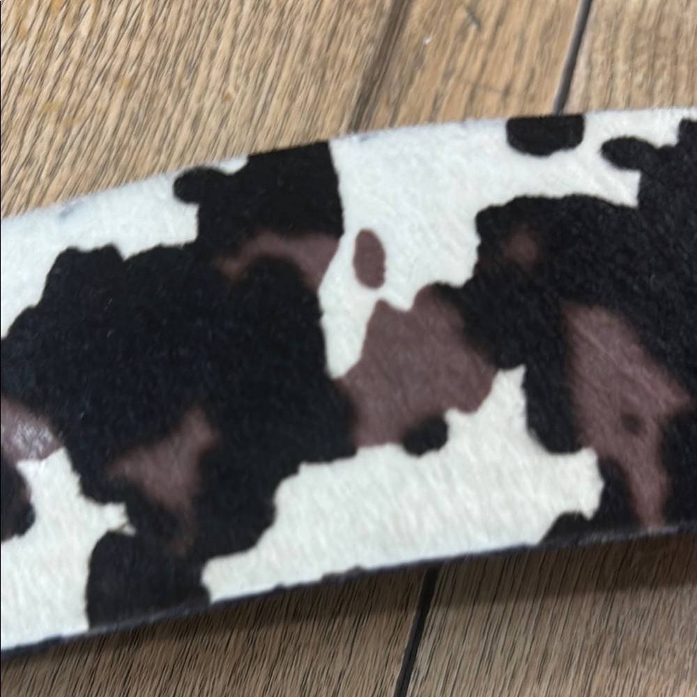 Black and White Camouflage Belt with Adjustable Fit - Picture 4 of 6